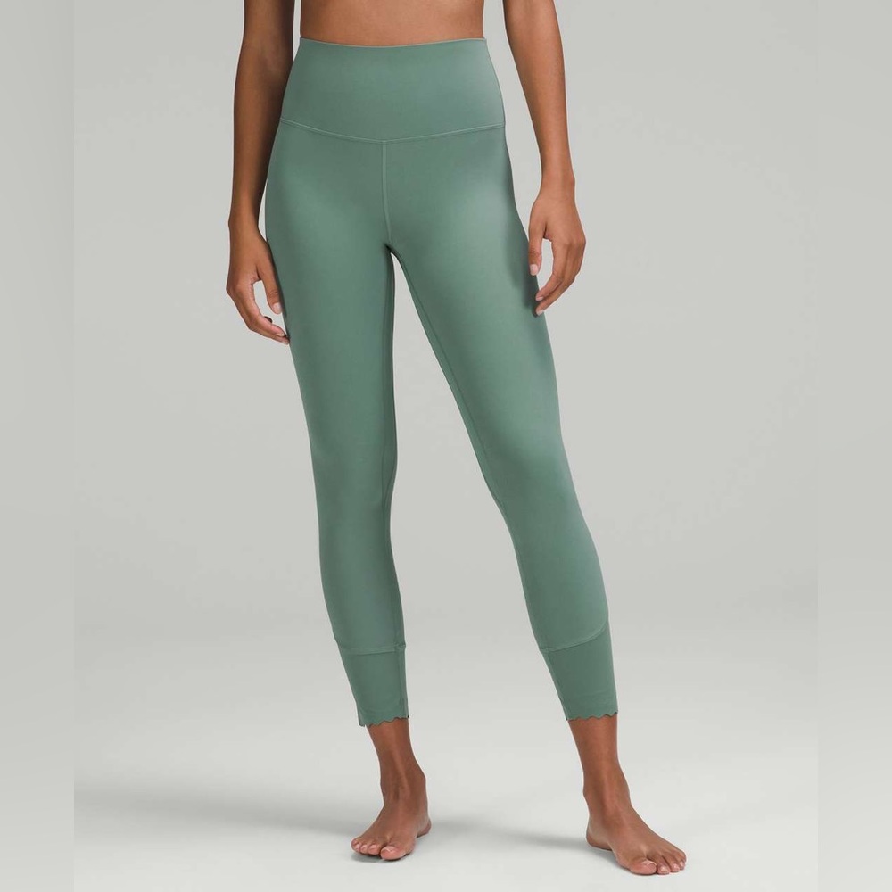 NWT lululemon Align™ Scalloped Hem High-Rise Pant 25"